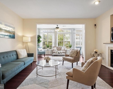 6613 Netties Lane - Photo Thumbnail 3