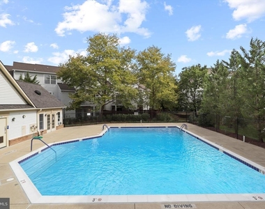 6613 Netties Lane - Photo Thumbnail 25