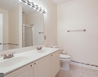 6613 Netties Lane - Photo Thumbnail 16