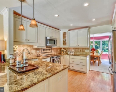 11627 Chapel Cross Way - Photo Thumbnail 7