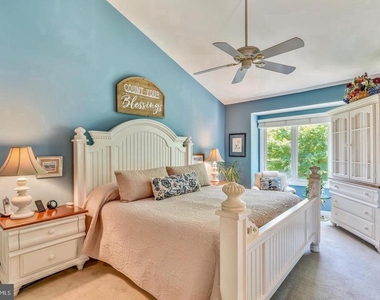 11627 Chapel Cross Way - Photo Thumbnail 18