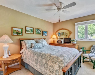 11627 Chapel Cross Way - Photo Thumbnail 24