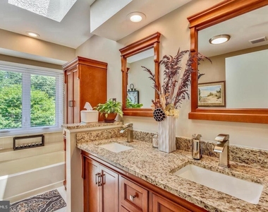 11627 Chapel Cross Way - Photo Thumbnail 21