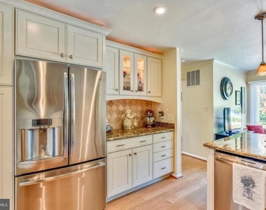 11627 Chapel Cross Way - Photo Thumbnail 8