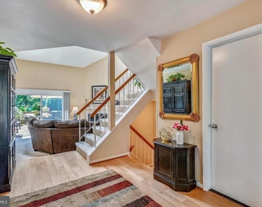 11627 Chapel Cross Way - Photo Thumbnail 9
