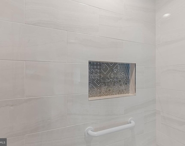 6860 Williamsburg Pond Court - Photo Thumbnail 33
