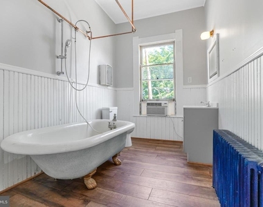 1122 Caroline Street - Photo Thumbnail 11