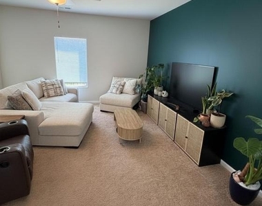 17111 J Shelby Guss Way - Photo Thumbnail 3