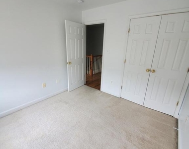 833 Gallows Court - Photo Thumbnail 23
