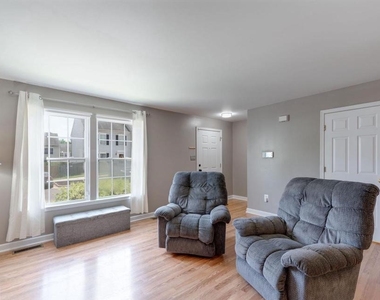 833 Gallows Court - Photo Thumbnail 6