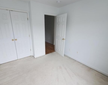 833 Gallows Court - Photo Thumbnail 21