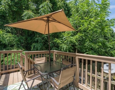833 Gallows Court - Photo Thumbnail 13