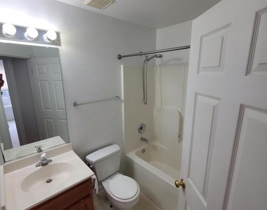 833 Gallows Court - Photo Thumbnail 22
