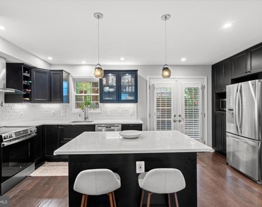 4416 34th Street S - Photo Thumbnail 3