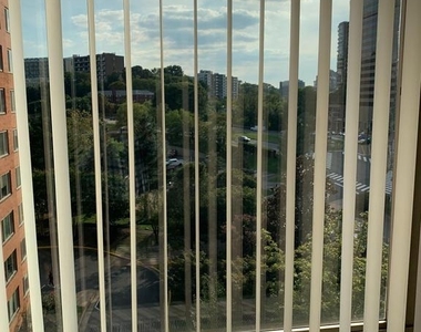1121 Arlington Boulevard - Photo Thumbnail 7