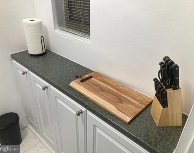 1121 Arlington Boulevard - Photo Thumbnail 9