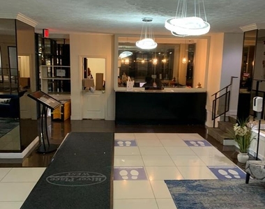 1111 Arlington Boulevard - Photo Thumbnail 9