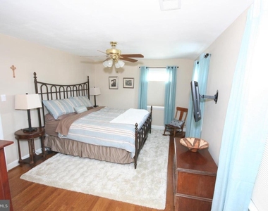 2626 N Quantico Street - Photo Thumbnail 4