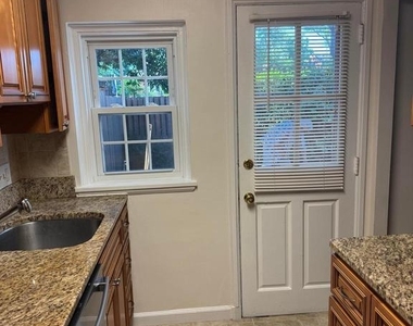 4715 29th Street S - Photo Thumbnail 9