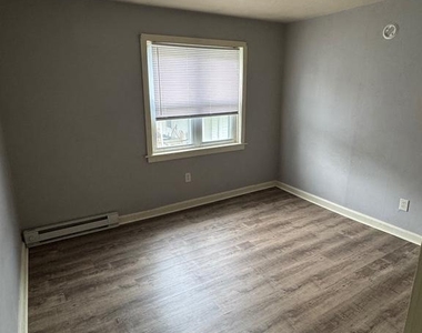 862 Iron Ridge Road - Photo Thumbnail 4