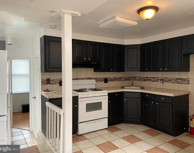 3711 Lancaster Avenue - Photo Thumbnail 2