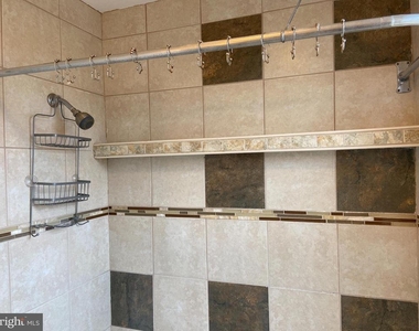 3711 Lancaster Avenue - Photo Thumbnail 15