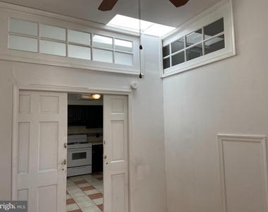 3711 Lancaster Avenue - Photo Thumbnail 7
