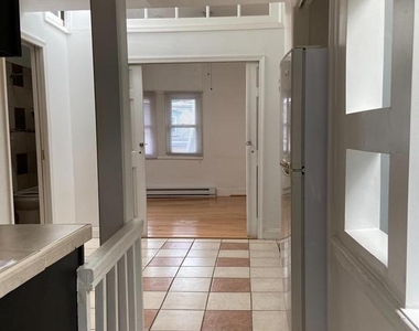 3711 Lancaster Avenue - Photo Thumbnail 5