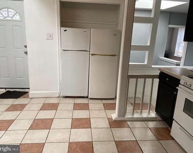 3711 Lancaster Avenue - Photo Thumbnail 4
