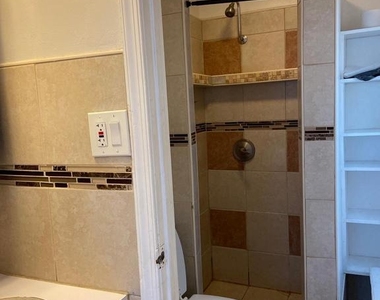 3711 Lancaster Avenue - Photo Thumbnail 25