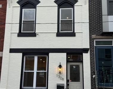 1329 N Dover Street - Photo Thumbnail 24