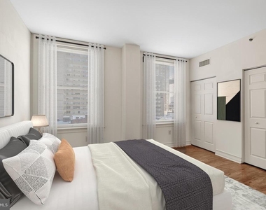 204 S 17th Street - Photo Thumbnail 2