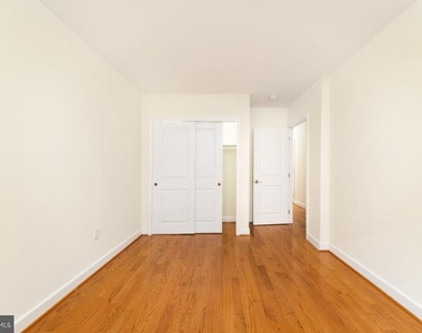 1634 Lombard Street - Photo Thumbnail 6