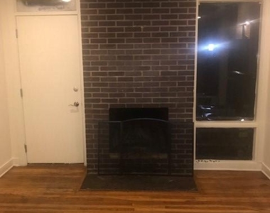 1634 Lombard Street - Photo Thumbnail 10