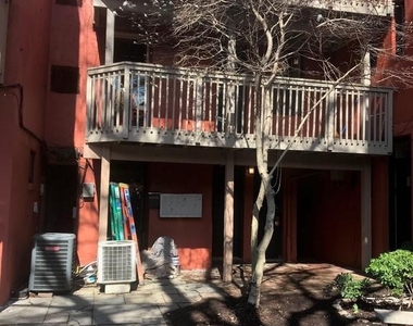 1634 Lombard Street - Photo Thumbnail 23