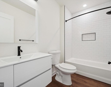 2513 N Howard Street - Photo Thumbnail 16