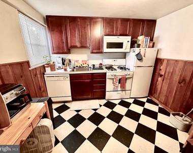 243 W Rittenhouse Street - Photo Thumbnail 4