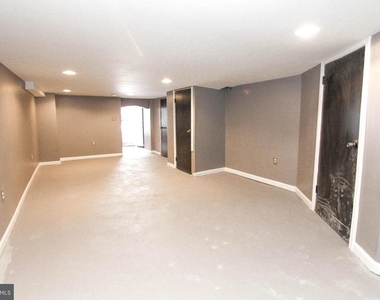 5532 Market Street - Photo Thumbnail 16
