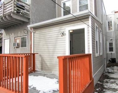 5532 Market Street - Photo Thumbnail 14