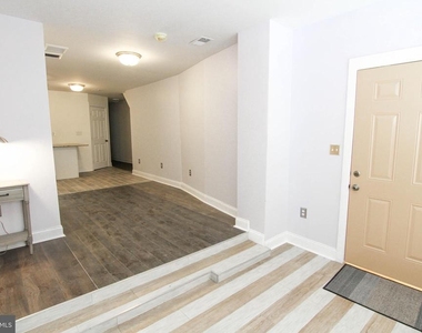 5532 Market Street - Photo Thumbnail 3