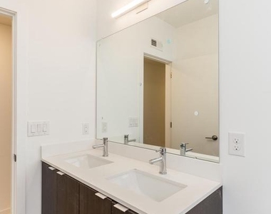 1247 N 27th Street - Photo Thumbnail 13