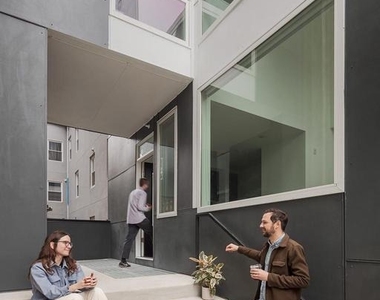 1154 N Lee Street - Photo Thumbnail 9