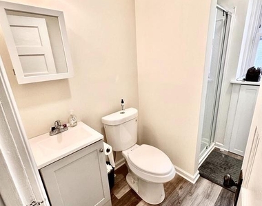 331 Lyceum Avenue - Photo Thumbnail 10