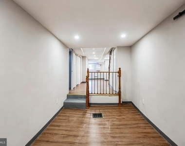 6905 Forrest Avenue - Photo Thumbnail 24
