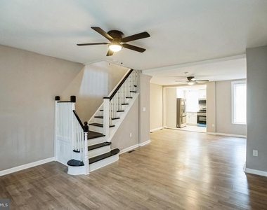 6905 Forrest Avenue - Photo Thumbnail 10