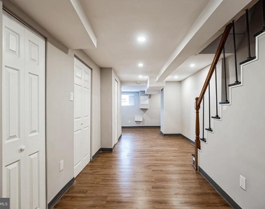 6905 Forrest Avenue - Photo Thumbnail 21