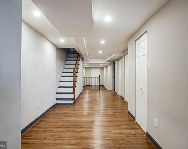 6905 Forrest Avenue - Photo Thumbnail 20