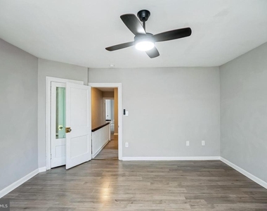 6905 Forrest Avenue - Photo Thumbnail 13