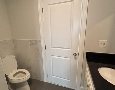 4080 Spring Garden St - Photo Thumbnail 23