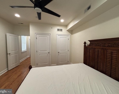 4080 Spring Garden St - Photo Thumbnail 16